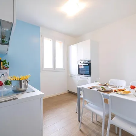 Mit Balkon Apartment Borghetto Santo Spirito