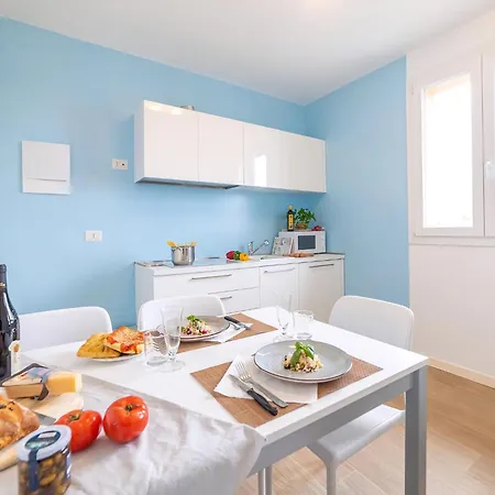 Mit Balkon Apartment